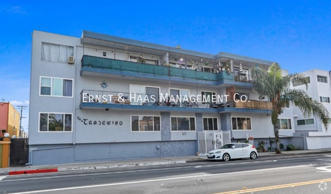 Building Photo - 120 Alamitos Ave Unit APT. 10