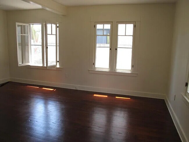 Photo - 342 1/2 4th Ave House