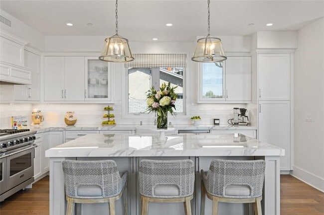 Photo - 512 Jasmine Ave