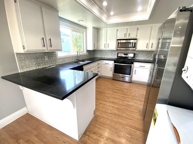 Photo - Lomita 252 Unit Rear Upper - 1718