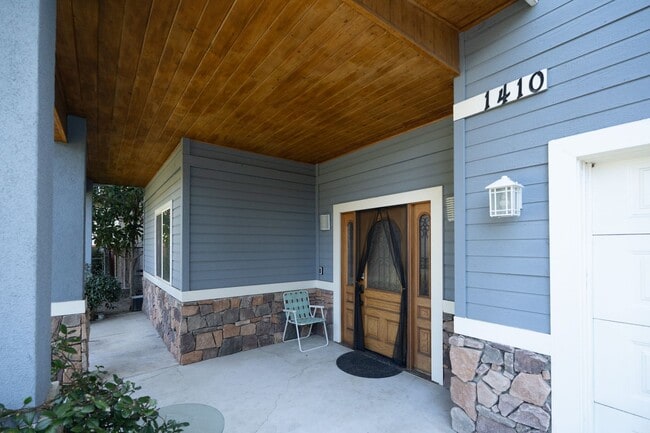 Photo - 1410 Encino Ave