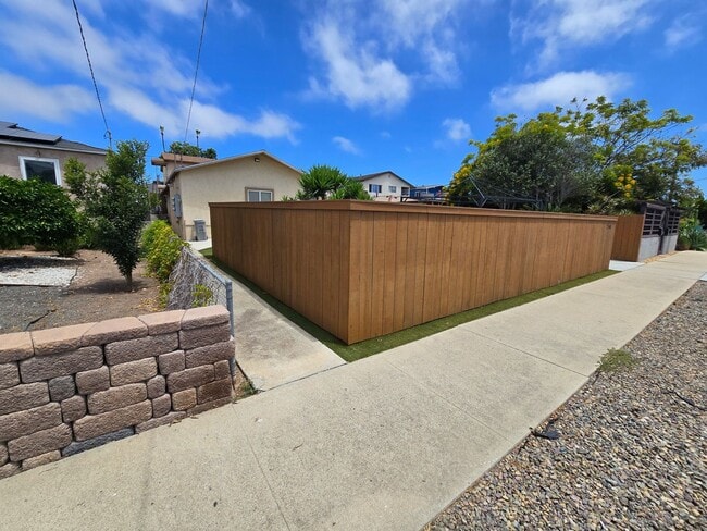 Photo - 2142-48 Oliver Ave Unit 2146