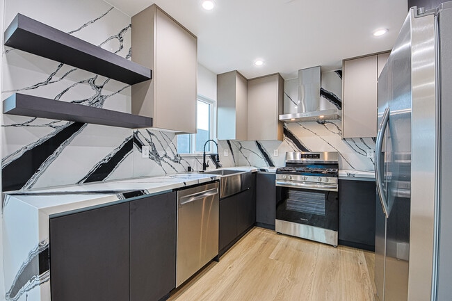 Building Photo - 4573 Triggs St