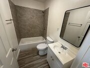 Photo - 2309 S Budlong Ave