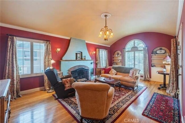 Photo - 331 N Pine St