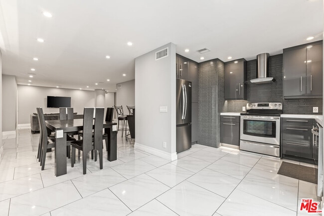 Photo - 10747 Wilshire Blvd Unit 1103