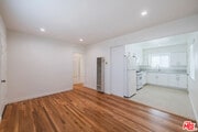 Photo - 4727 Lincoln Ave Unit 4729
