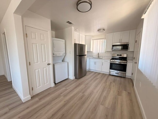 Photo - 2427-2427 Gatling Ct Unit 2425