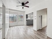 Photo - 825 W 40th Pl Apartment
