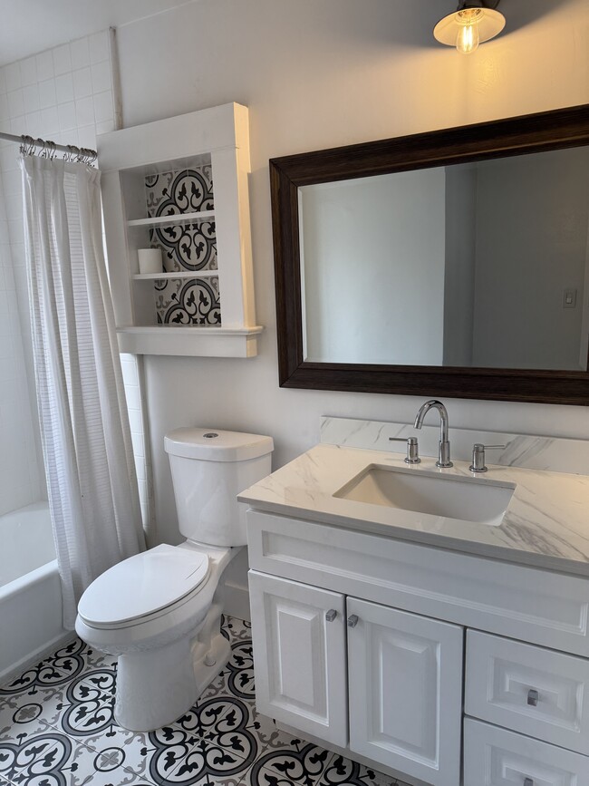 Photo - 1653 Bayview Dr Unit 1653