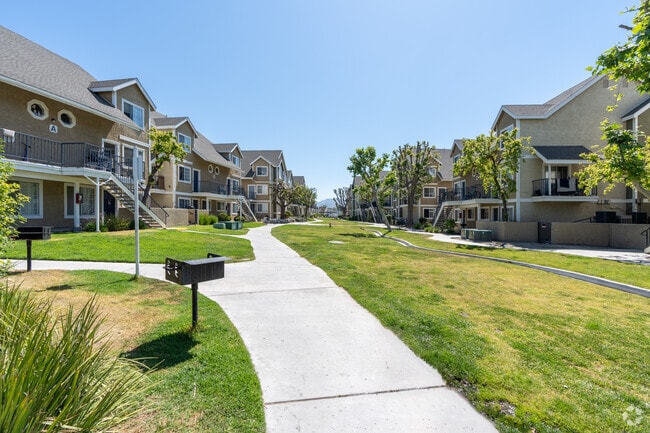 Photo - Sierra Canyon Apartments