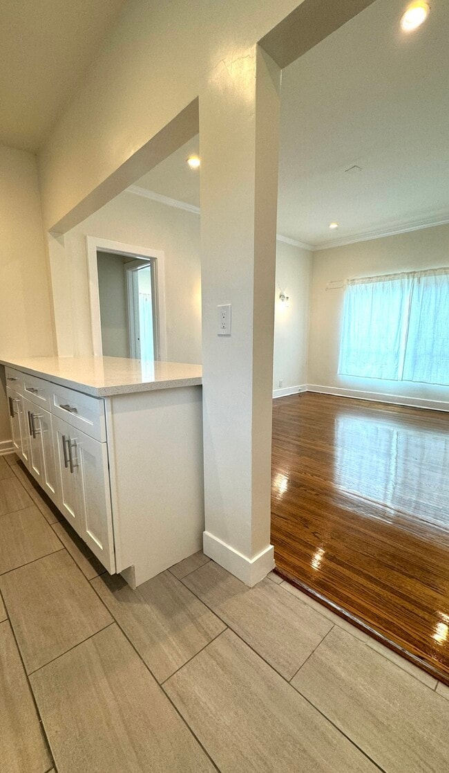 Photo - 140 Olive St Unit 140