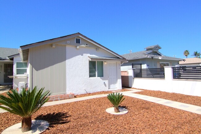 Building Photo - Brand New 1BR ADU in Reseda – Private Entrance, Washer/Dryer, Pet Friendly