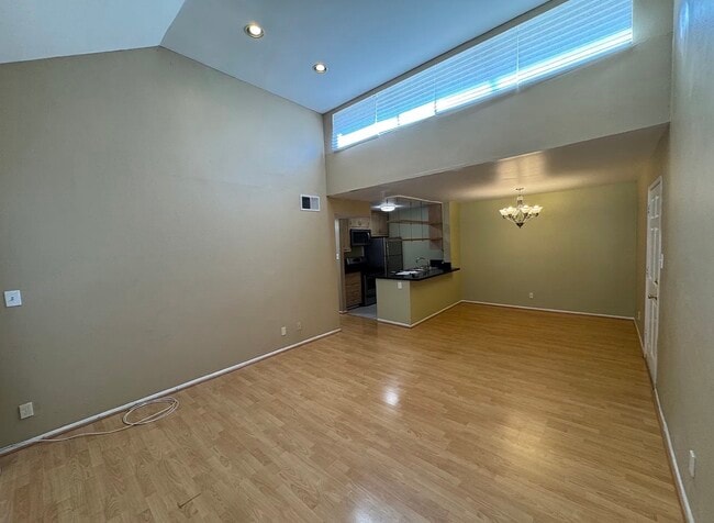 Photo - 5700 Etiwanda Ave Unit 275