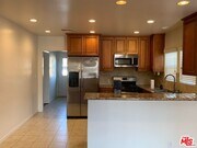 Photo - 1305 W 37th Pl House
