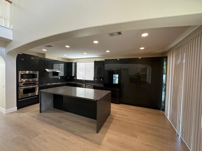 Photo - 45811 Honeysuckle Ct