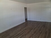 Photo - 11010 Knobb Ave