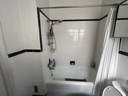 Full bath - 139 N Sycamore Ave Unit 141.5