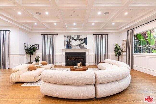 Photo - 5162 Otis Ave