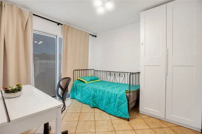 Building Photo - 18521 Mayall St