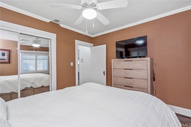 Photo - 926 N San Gabriel Ave