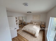 Photo - 856–858 W 47th St