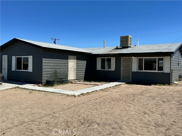 Photo - 661 Arbor Way