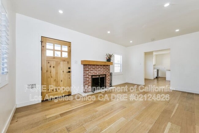 Building Photo - 2912 Covina St