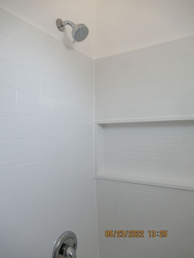 Photo - c90800 Unit 900