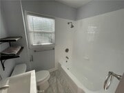 Photo - 4447 E 14th St