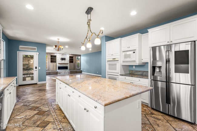 Photo - 516 Rustic Hills Dr