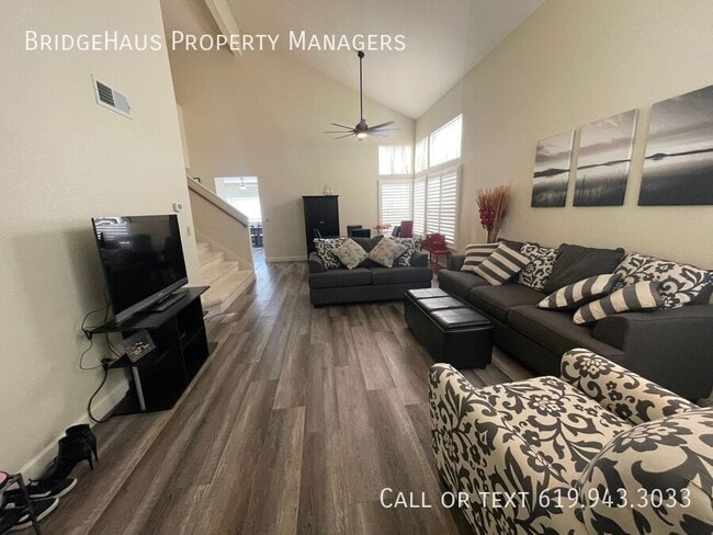 Photo - 965 Tempera Ct