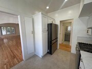 Photo - 115-119 S. Sycamore Ave. Unit 117