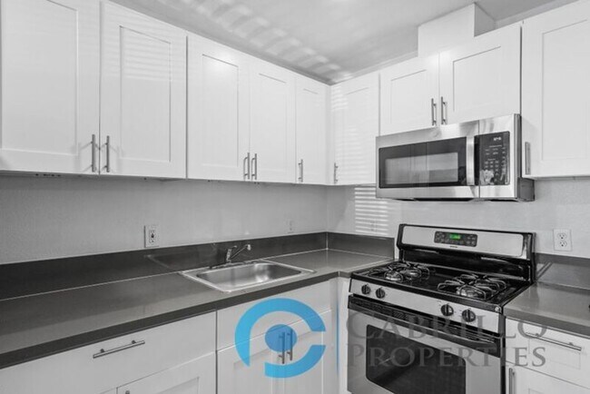 Photo - 1307 Division St Unit #D