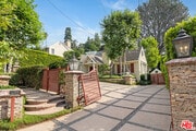 Photo - 1240 N Doheny Dr House