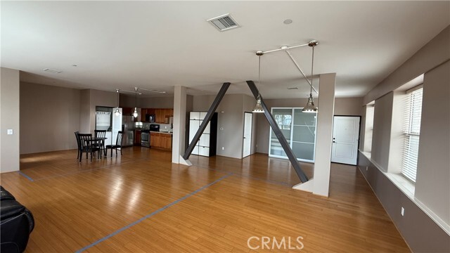 Photo - 255 W 7th St Unit 15