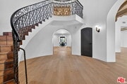 Photo - 729 N Bedford Dr