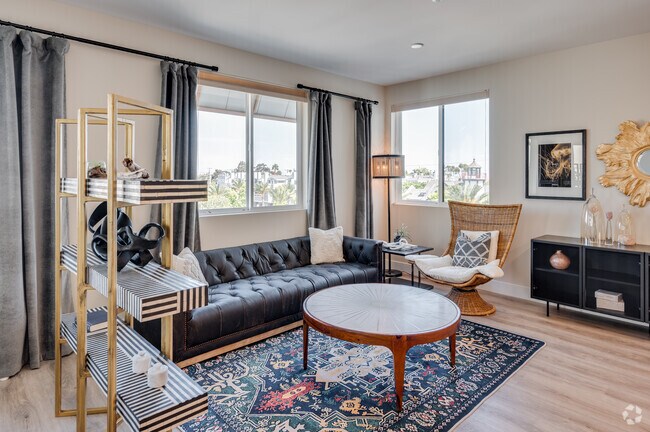 2 BR, 2 BA - Prado West - Prado West