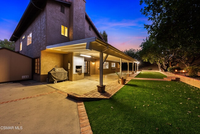 Photo - 11075 Oso Ave