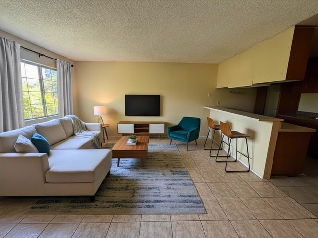 Photo - 16701 S Denver Ave Unit APT 3