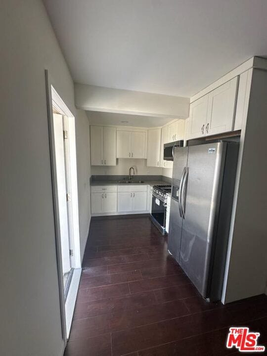 Photo - 10961 Roscoe Blvd