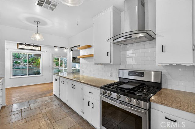 Photo - 5007 Canoga Ave