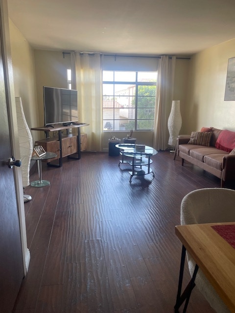 Photo - 10961 Palms Blvd Apartment Unit 6