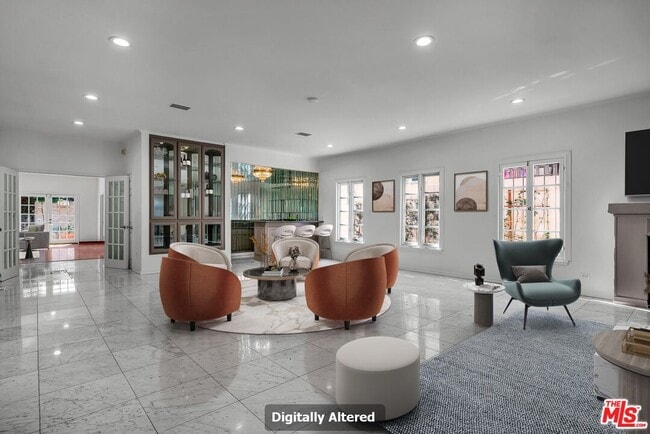 Photo - 10810 Rochester Ave