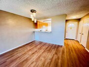Photo - Beautiful remodeled 1 Bed one Bath in  Nor... House