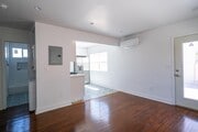 Photo - 2325 1/2 S Sycamore Ave Unit 2325 1/2