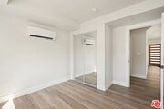 Photo - 716 W 41st Pl Condo Unit 1
