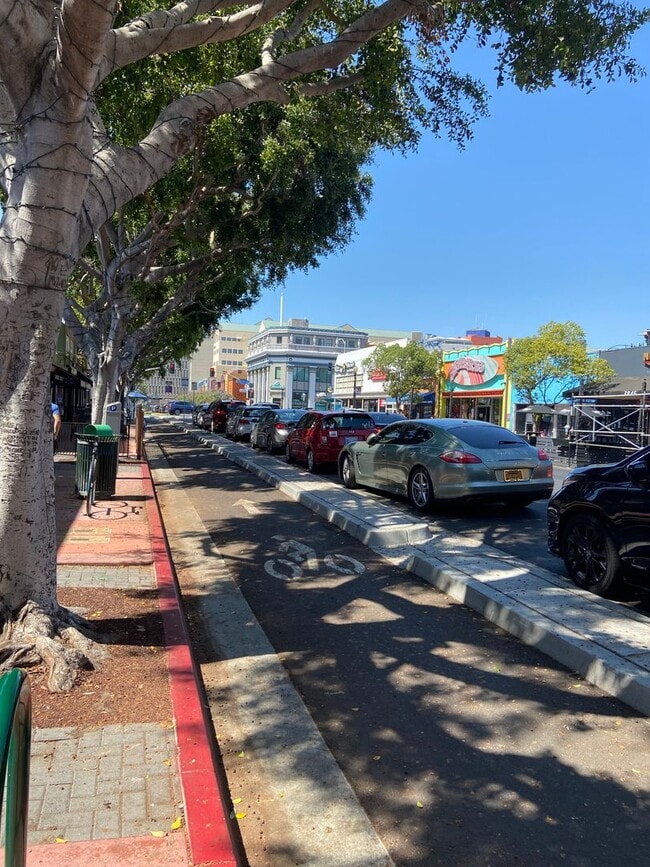 Photo - 3832 Fifth Ave Unit B