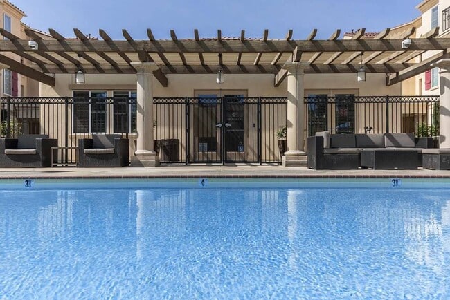 Photo - Villa Serena Senior Apartments