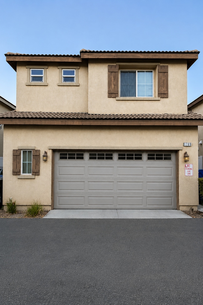 Photo - 1769 Agrigento Ave